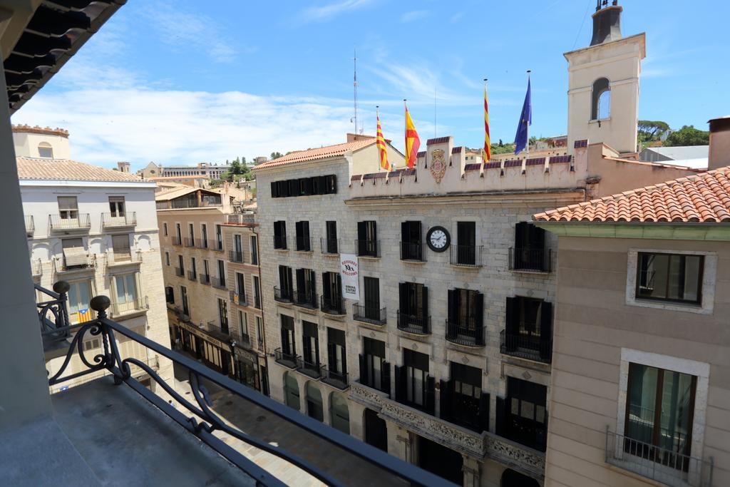 Apartaments Placa Del VI Girona Eksteriør billede